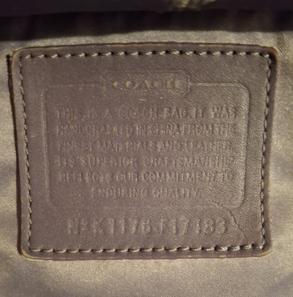 Coach Purple Shoulder Bag with Signature Monogram - Picture 13 of 14